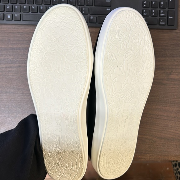 Alegria by PG Lite Alegria Posy Slip-on Sneaker in Black Leather - Picture 4 of 4